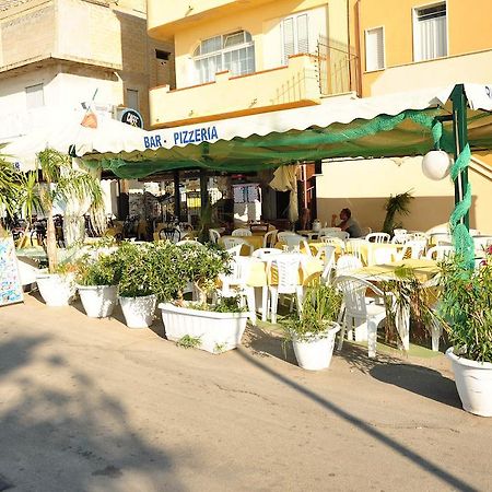 Le Bistro Trappeto Trappeto (Sicily) Dış mekan fotoğraf